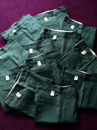 DEADSTOCK
1970's Canadian Vintage Work Trousers
"Cleaner Green"
