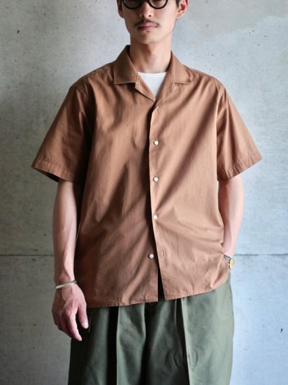 GIDMAN BROTHERS Vintage Label
S/S Open-collar Shirt / Light BROWN
Made in USA.