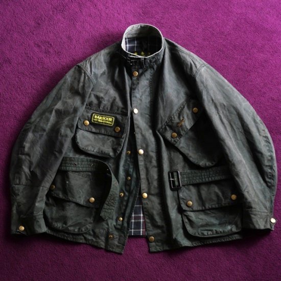 1995's Vintage Barbour INTERNATIONAL Jacket
"fade Black & Repair Design" / Made in England.