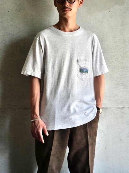 1980~90's Vintage L.L.Bean Printed Pocket T-shirt / Made in USA.