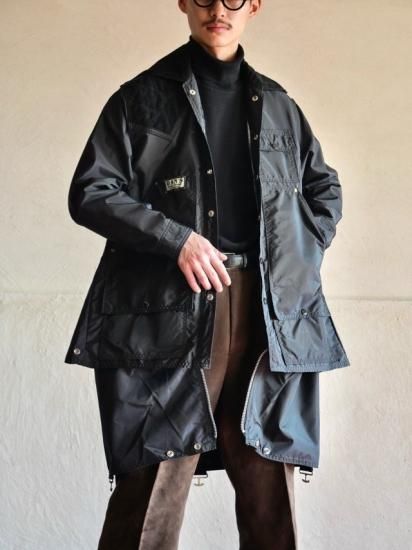 DAN'S Black Hard-Nylon Hunting Jacket