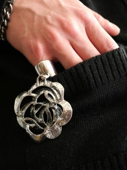 Vintage ANONYMOUS Silver Ring