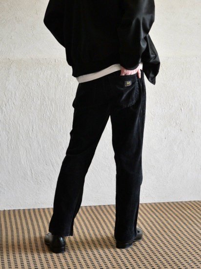 90~00's pop Black Corduroy Pants, Made in England.
