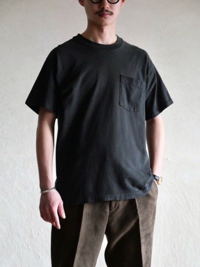 1990's B.V.D. Black Pocket T-shirt
100% Cotton, Made in USA. Size L