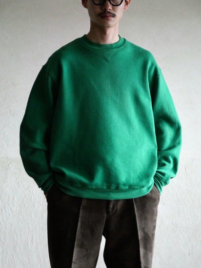 1980's Vintage Russell Sweat Shirt, Made in USA.Green