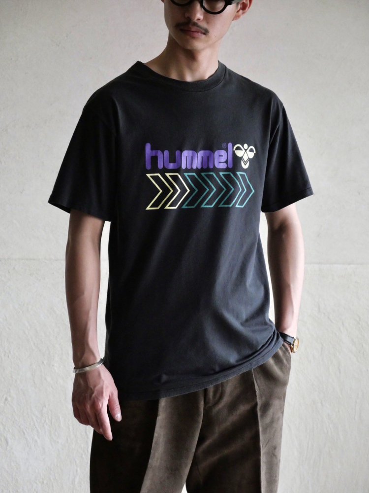 1990's~ Vintage Printed Black T-shirt "hummel"