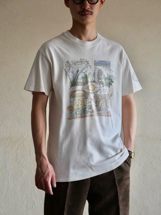 1990's Vintage Printed T-shirt "ALWAYS IN SEASON"