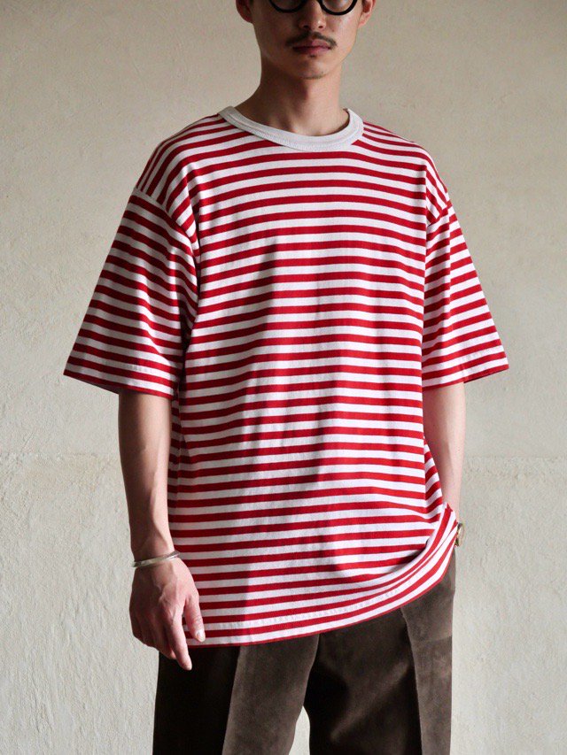 90's Unknown RedWhite Border T-shirt,Made in USA.