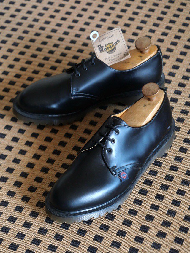 Deadstock ~1990's Vintage Dr.Martens"London Underground Uniform Model"3hole Shoes, Made in England.