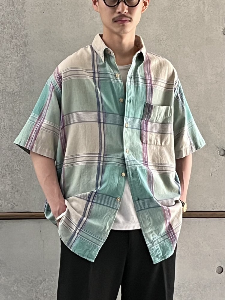 1990's St.John'sBay Cotton S/S Shirt, Made in India.