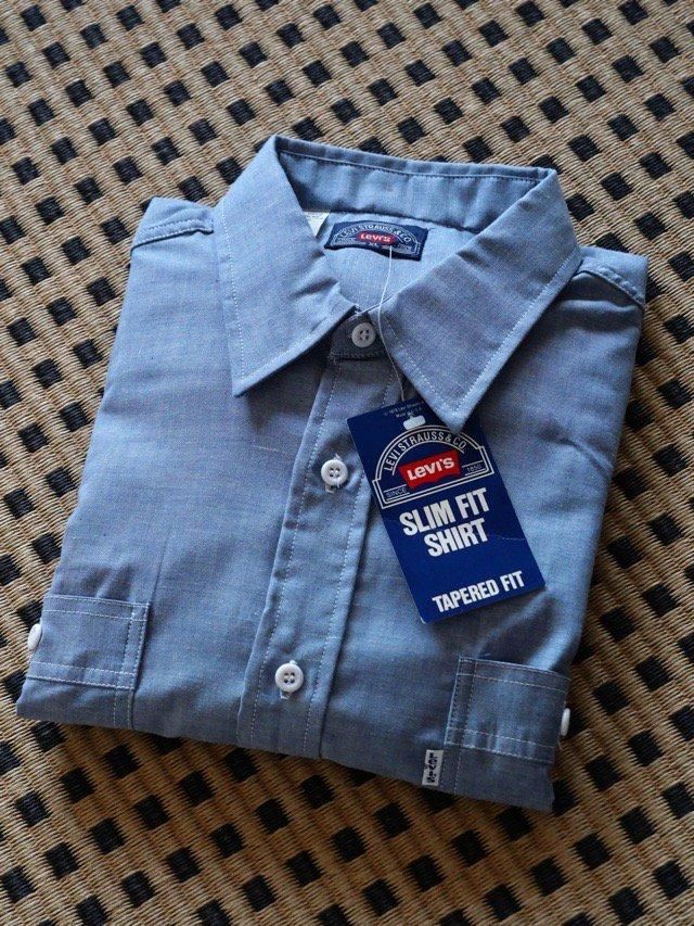 Deadstock 1980's Levi's T/C Chambray Shirt Made in USA.