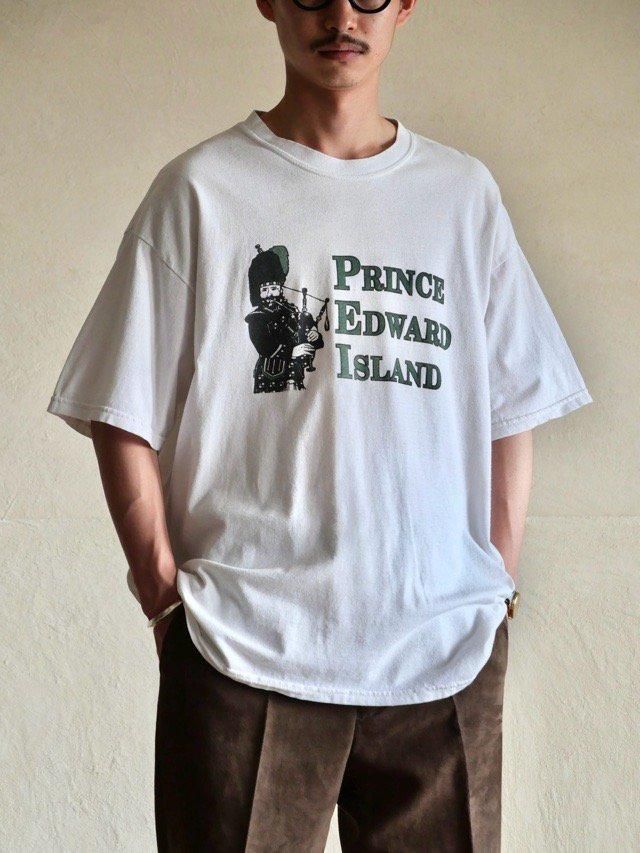 Early00's Printed T-shirt "Prince Edward Island"