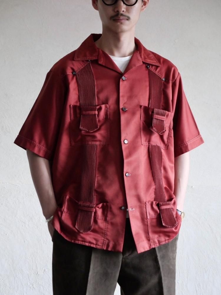 1970's Vintage Guayaber Shirt, Good Pockets!!