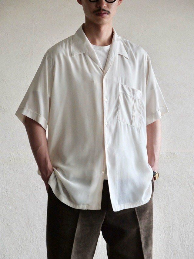 1990's Unknown Vintage Shark-collar Shirt, Ivory