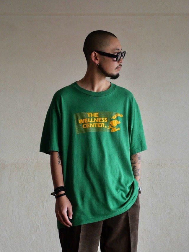 1990's "The Wellness Center" Printed T-shirt 