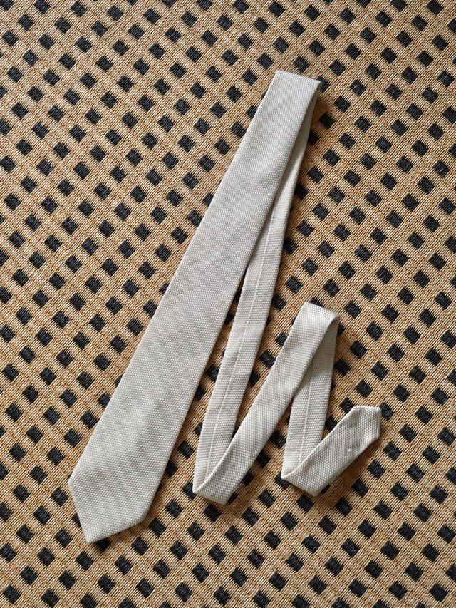 1990's~ Vintage RalphLauren Silk Tie, Silver-Ivory