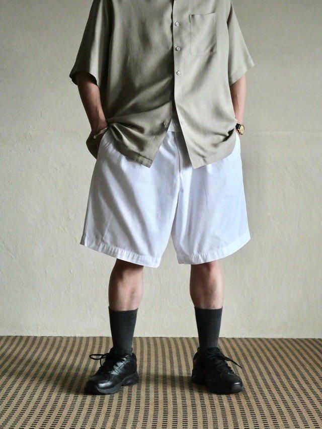 1990's GAP 2tuck Chino Shorts, White