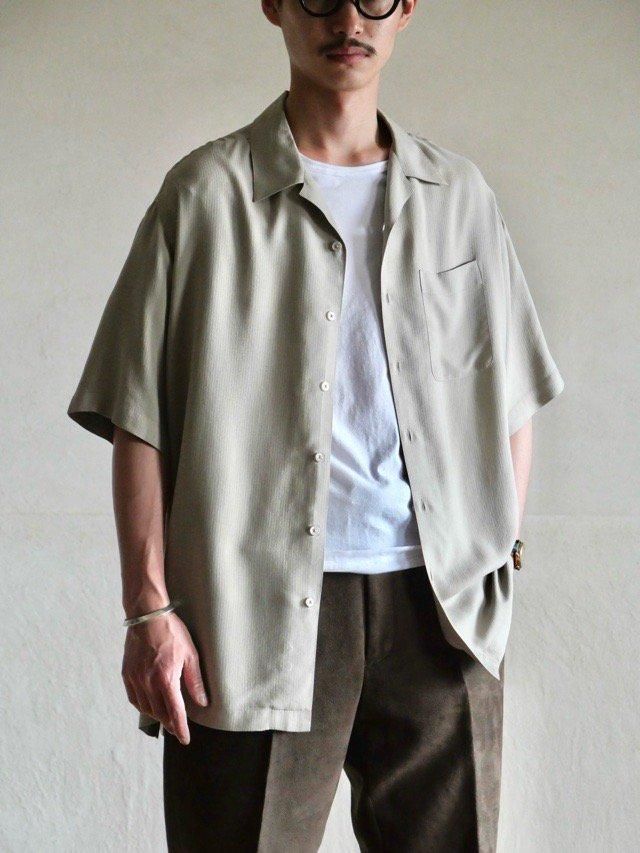 02's PERRY ELLIS 100% Silk Open-collar S/S Shirt