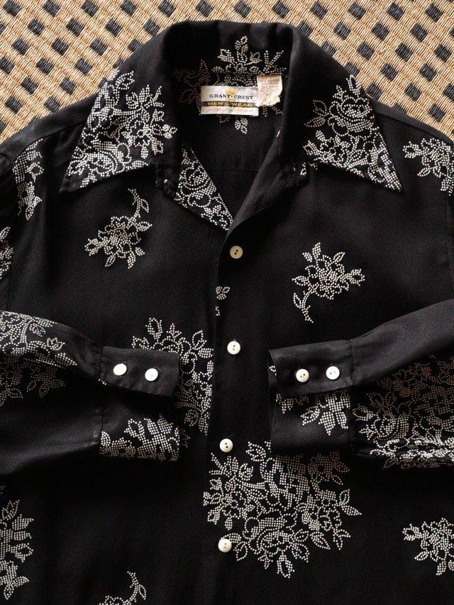 1970's Vintage Embroidered Acetate&Nylon Shirt