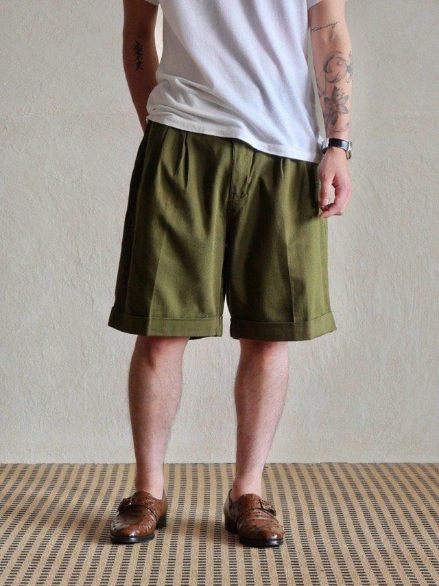 00's  Olive Cotton 2tucks Shorts 