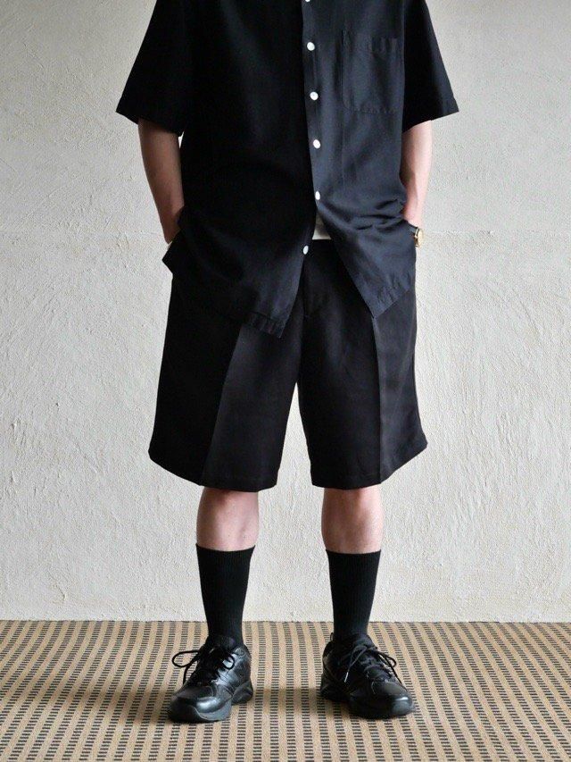 1990~00's "PERRY ELLIS" Black Peach-skin Trouser-Shorts