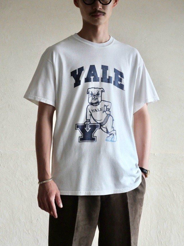 00's Printed T-shirt "YALE & Bleached Socks Dog"