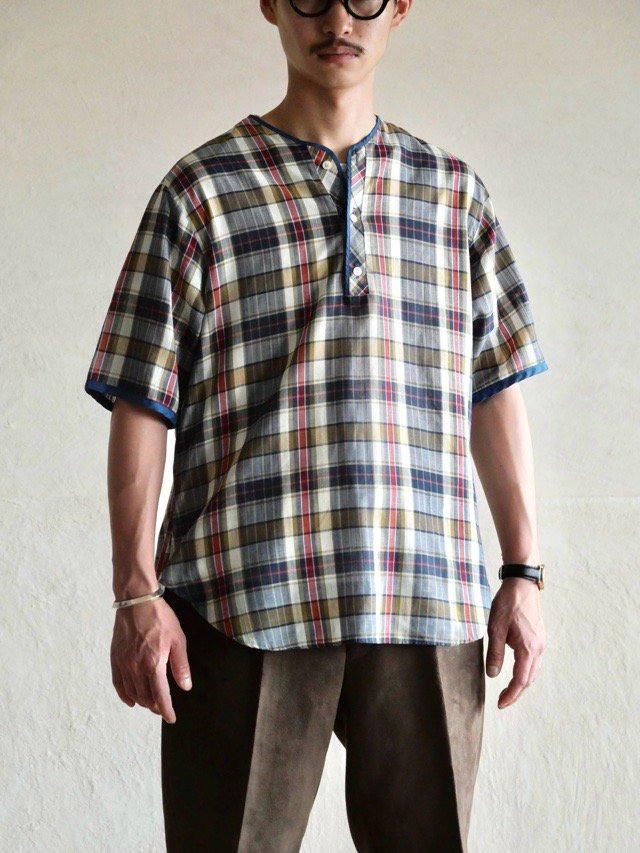1960's Vintage Towncraft Henry-neck Shirt