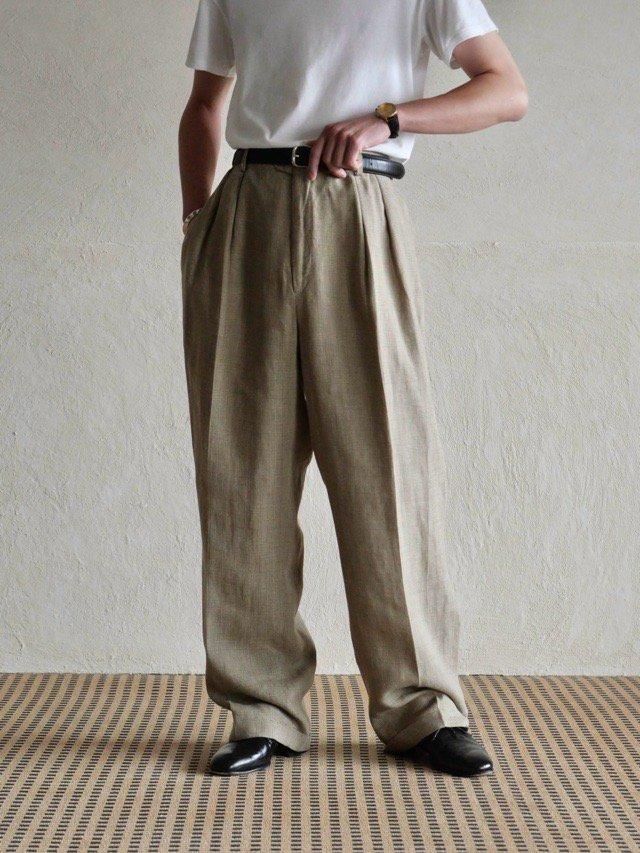 1990's Vintage A.K.A. EddieBauer
100% Linen Check Trousers, Made in USA.