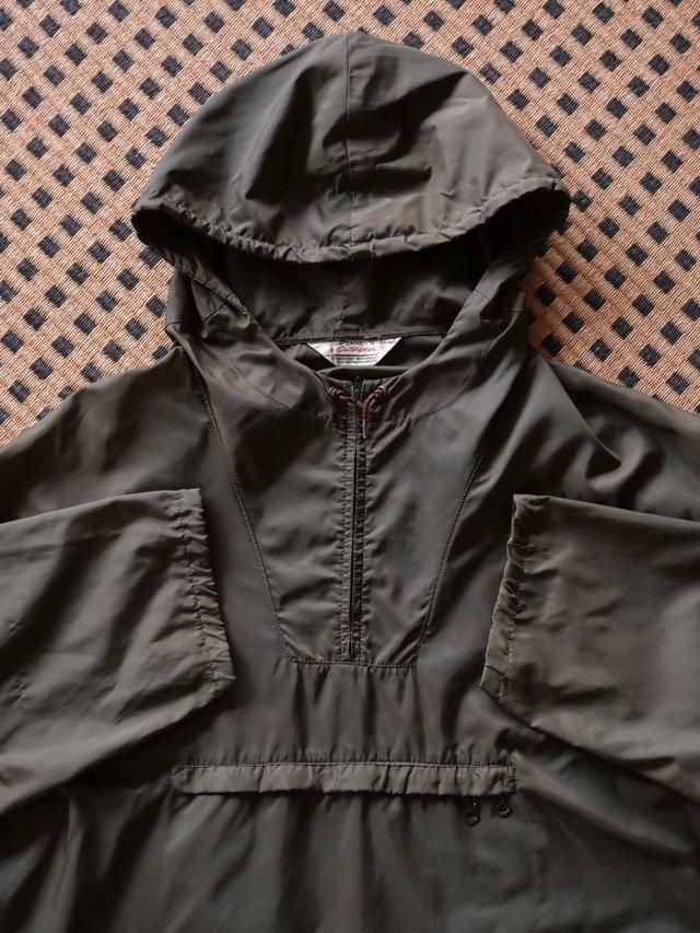 1960's Vintage PENNEY'S Town Wear
KHAKI Nylon Anorak Jacket, Made in USA. 
"PACKABLE"