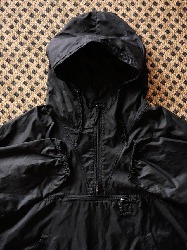 Early00's OLDNAVY BLACK Nylon Anorak Jacket Made in Russia. / "PACKABLE"