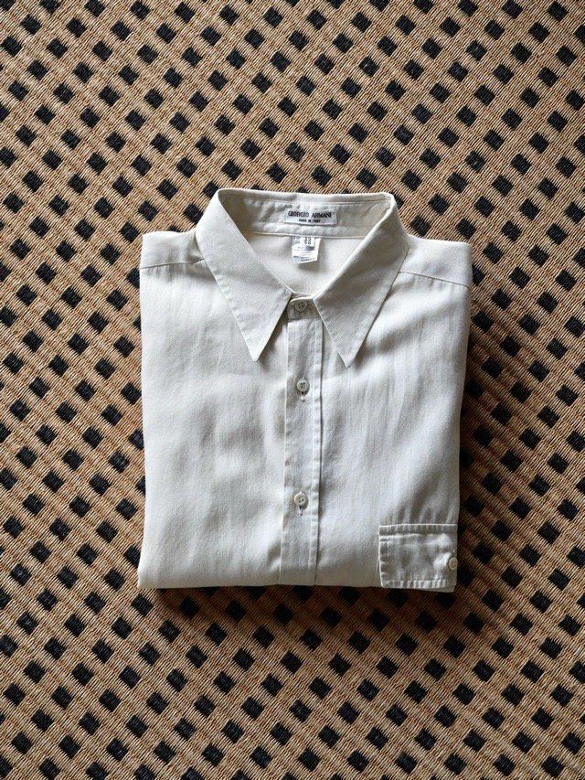 1990's GIORGIO ARMANI Soft Cotton Twill Dress Shirt, Ivory / Made in Italy.