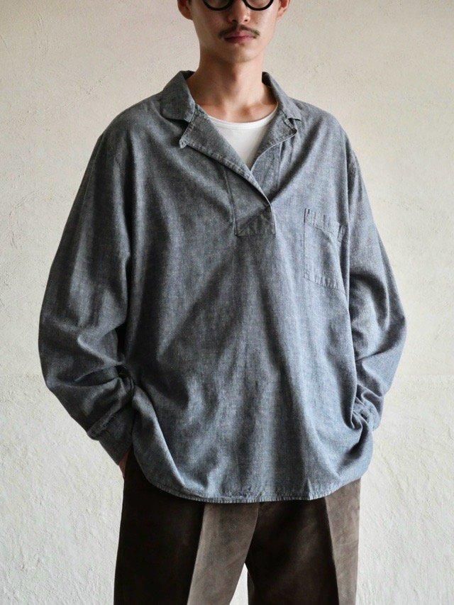 1980's Vintage Levi's Gray-Chambray Smock Shirt