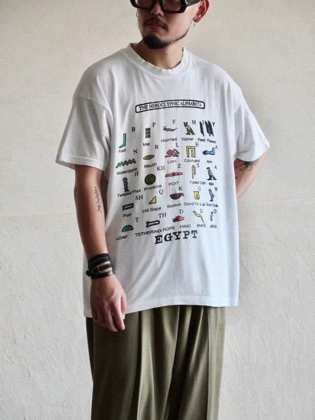 1990~00's Vintage Printed EGYPT T-shirt 
"THE HEROCLYPHIC ALPHABETA"