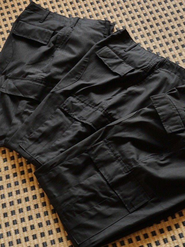 U.S.SPEC Black Cotton Rip Cargo Pants,
Made in USA.