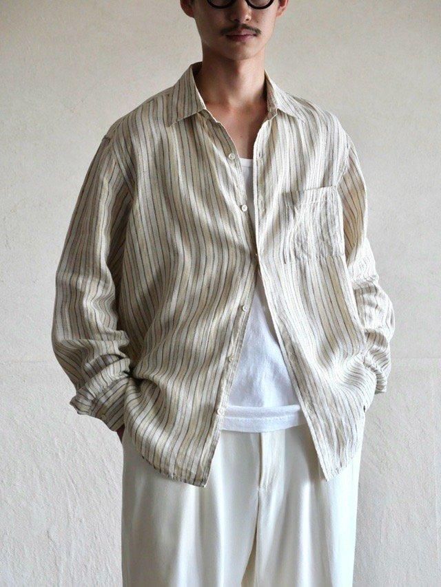 02's Banana Republic 100% Linen Stripe Shirt