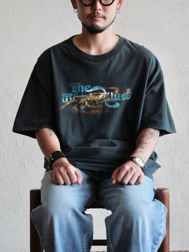 05's THE MOODY BLUES, World Tour T-shirt