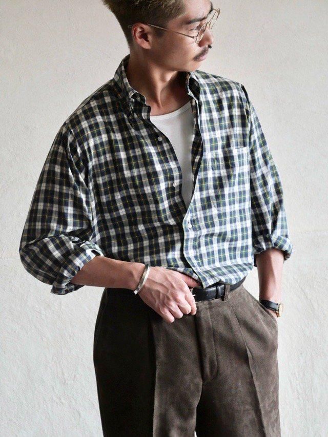 1960~70's Vintage BrooksBrothers 100% Cotton Poplin Polo-collar Check Shirt,
Made in USA. 