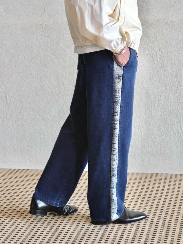 GAULTIER2 Printed Line Sweat Pants, Made in Italy.