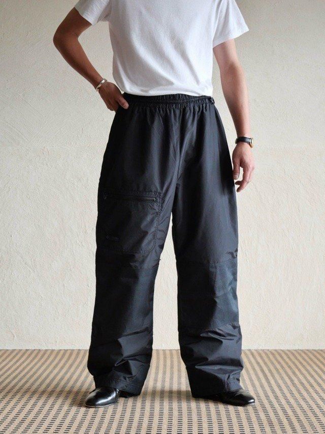 00's Colombia Black Nylon Double-knee Ski Pants