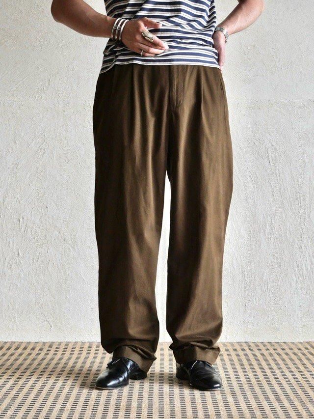 Late1990~00's RalphLauren "HAMMOND"
Peach-skin 100%Cotton Twill Trourers, Brown