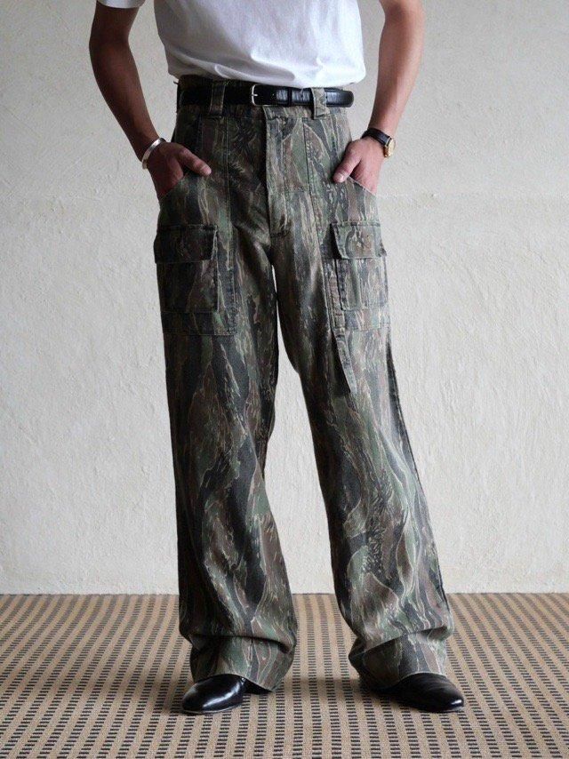 1990's "TREE STAND CAMO" Utility Pants
Made in U.S.A.