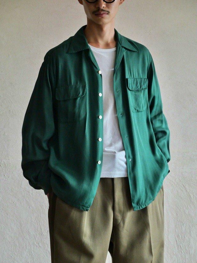 ~1960's Vintage McGREGOR 
Wool/Rayon Gabardine Open-collar Shirt