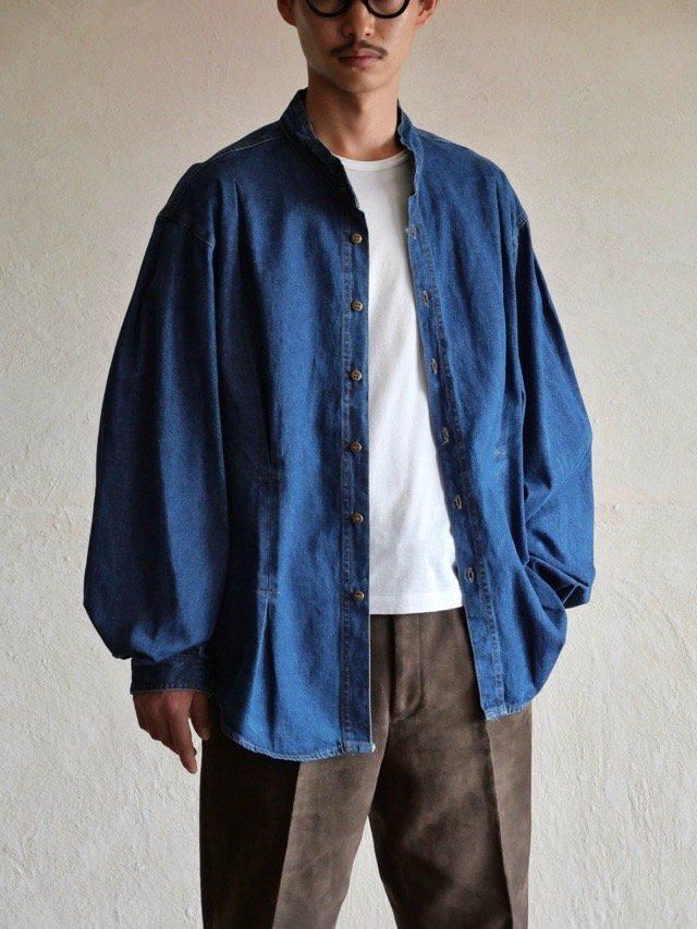 1990's Vintage BODY ALIVE  Design tucks Stand-collar Denim Shirt / Made in USA