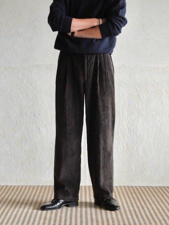 1990~00's HAGGER Wide-Wale Corduroy Trousers, BROWN Color