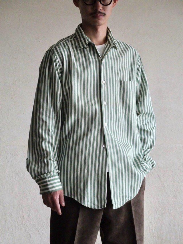 1960's Vintage Cotton Tab-collar Shirt "Green stripes"