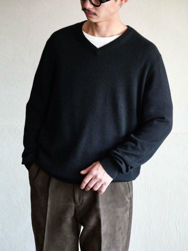 100% Cashmere Knit V-neck, BLACK&BROWN
