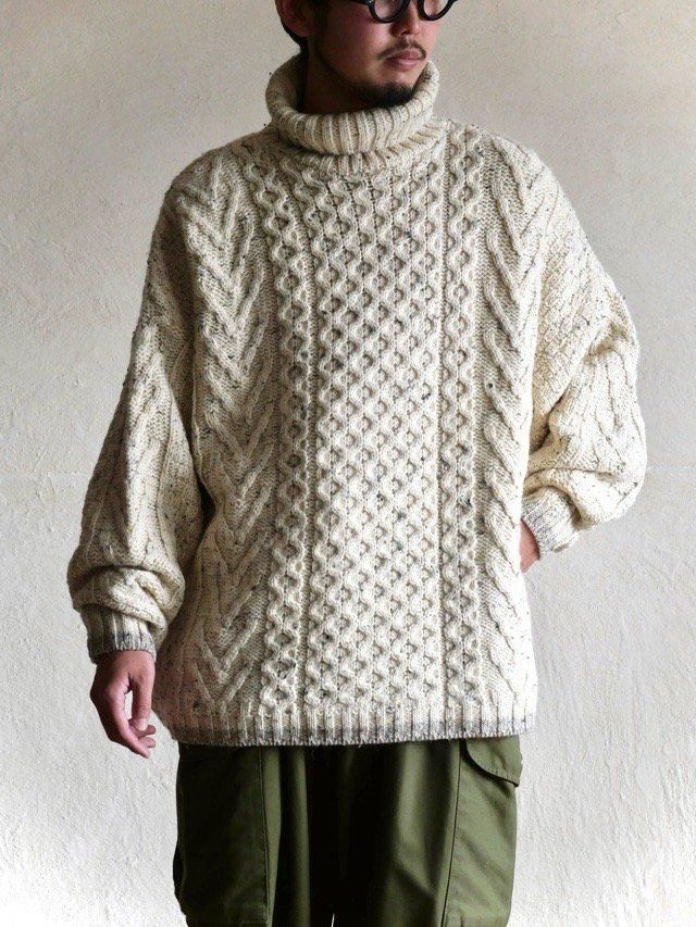 1990's Ireland Turtleneck Aran Knit Sweater