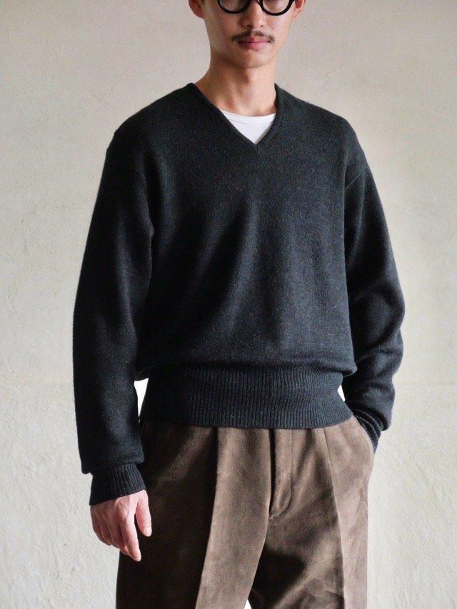 1950's Vintage JANTZEN Wool Knit Sweater, Charcoal