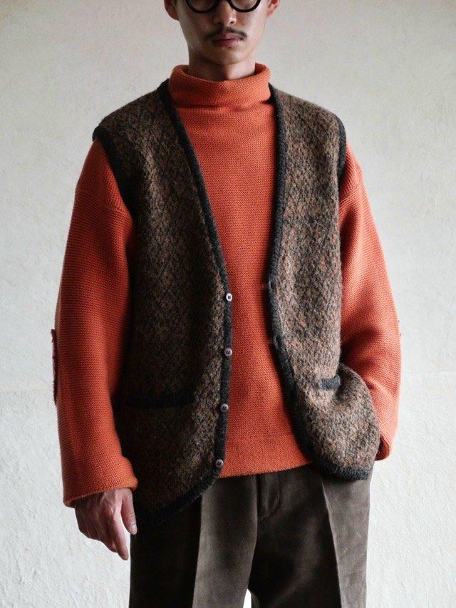 1990's Canadian Vintage EATON Knit Vest