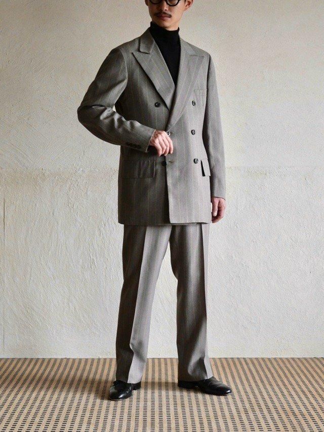 1980's Vintage Double-Breasted Set-up
"Joe Hirsch" Tailored in USA.